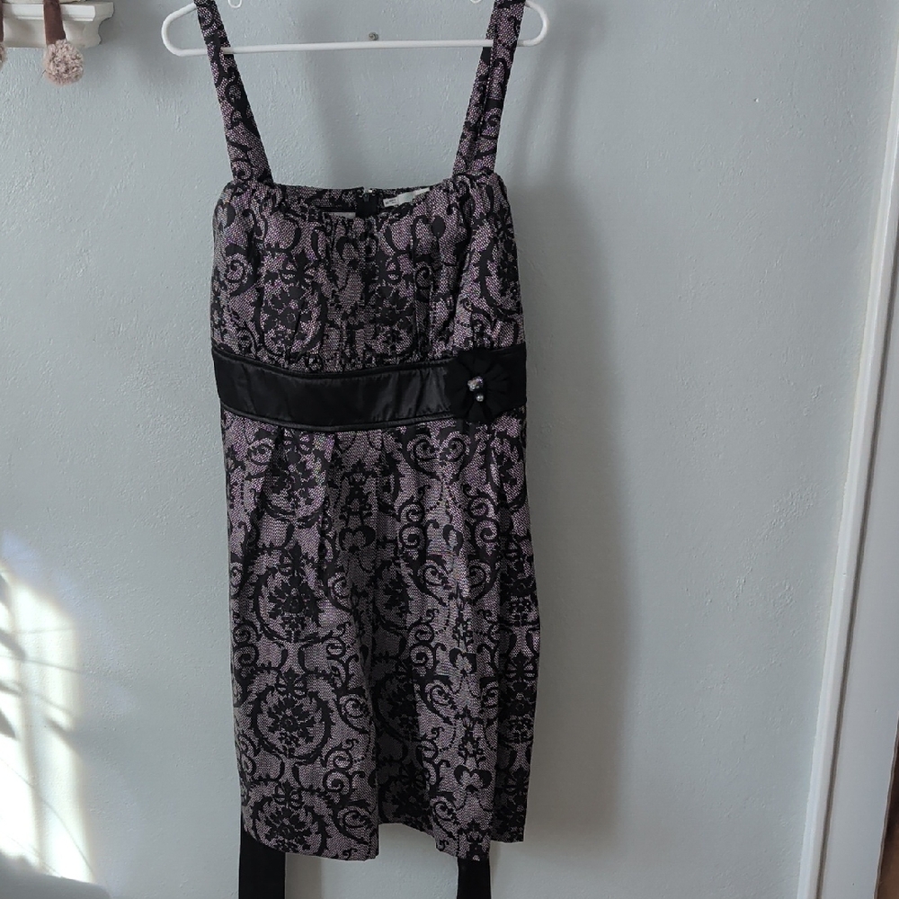 Maurices Black and Pink Patterned Garment